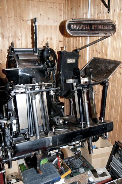 Original Heidelberger Tiegel in der Werkstatt